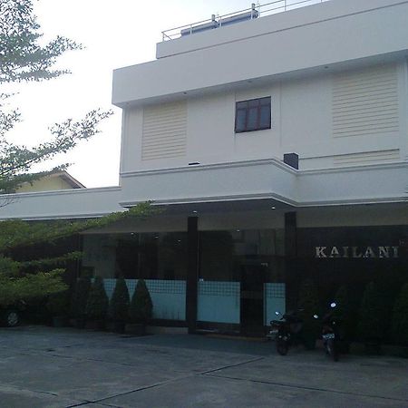 Kailani Inn Medan Exterior photo